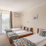 Royal Marina 3*