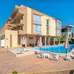 Hotel Royal Marina
