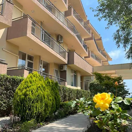 Royal Marina 酒店 3*