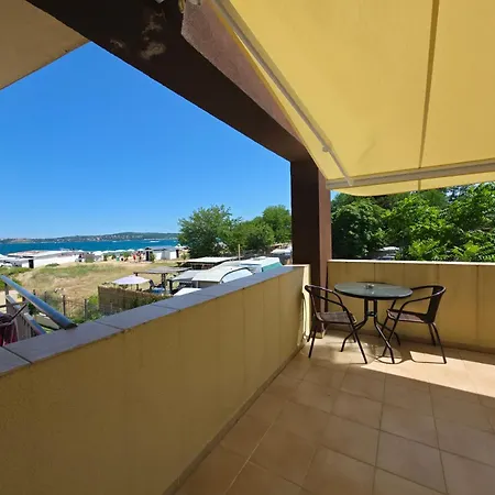 Royal Marina Hotel