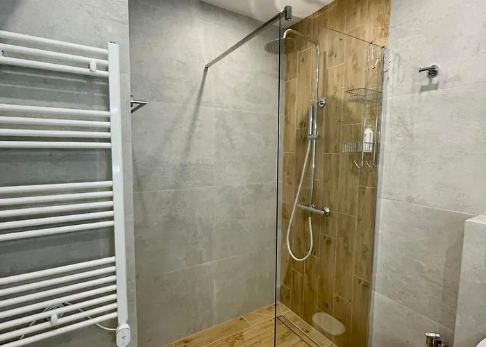 Royal Marina 切尔诺莫雷茨