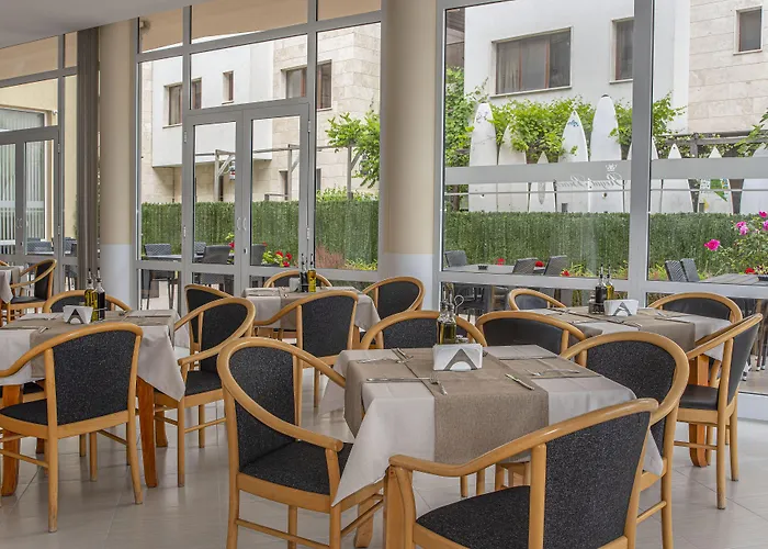 Royal Marina 酒店 3*